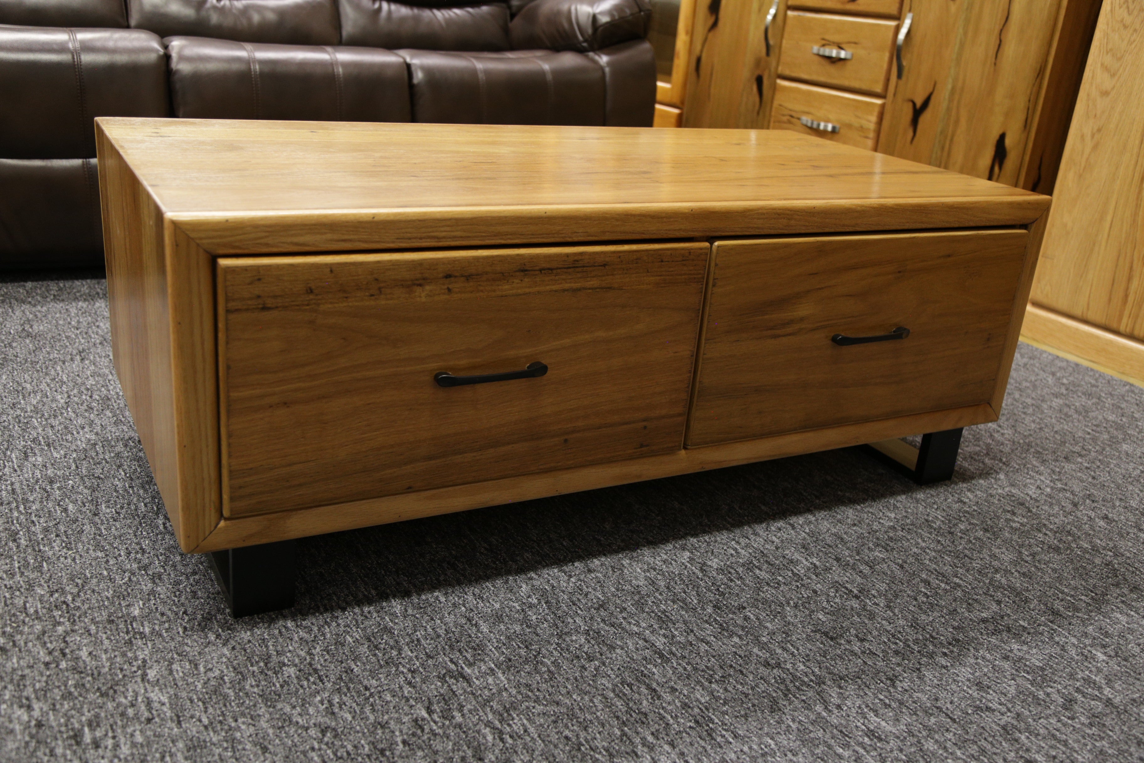 PM Lynwood Chestnut 2 DWR Coffee Table – Kenwick Sofa Outlet
